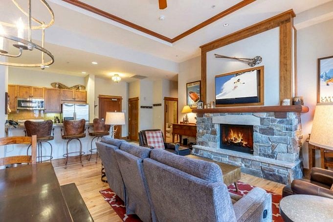 NORTHSTAR AT-TAHOE LOWERS SOME LODGING PRICES